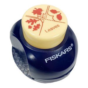 Fiskars Corner Paper Punch Leaves 3 in 1 Fall Autumn Decorative Maple Leaf Oak